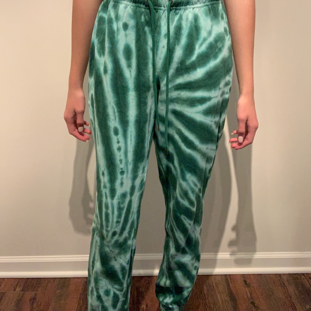 GREEN TIE DYED SWEATPANTS